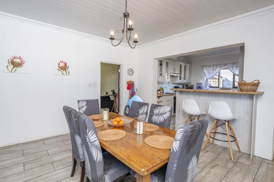 3 Bedroom Property for Sale in Protea Heights Western Cape